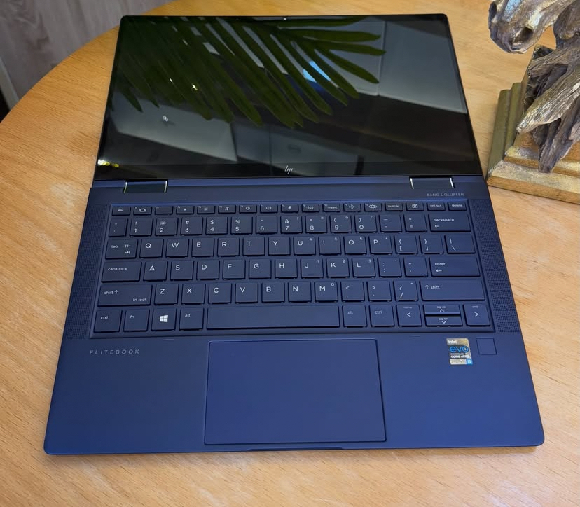 HP ELITEBOOK DRAGONFLY